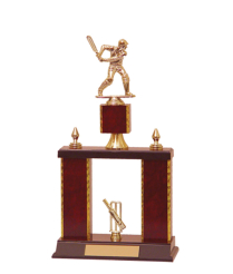  Gd Edged Trophy On P/Base <Br>27.5cm Plus Figurine
