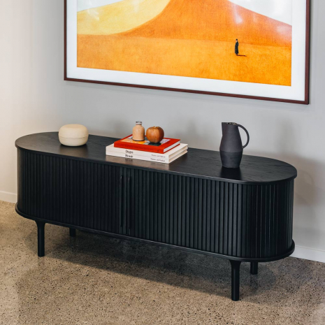 SHPALTVB Palliser TV Unit (Black Oak)