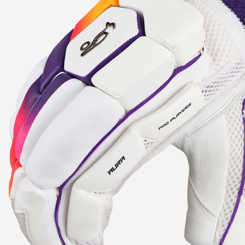 AURA PRO PLAYERS BATTING GLOVES