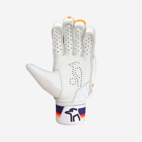 AURA PRO PLAYERS BATTING GLOVES