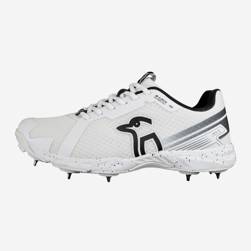 Pro 2.0 Spike Cricket Shoe