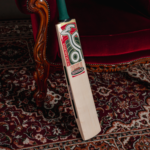 RETRO RIDGEBACK SERIES III CRICKET BAT JUNIOR