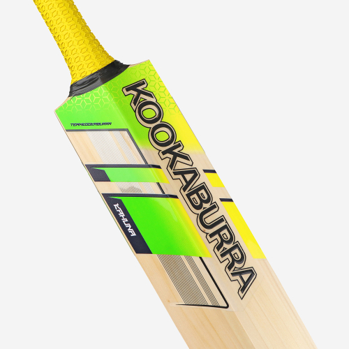 KAHUNA PRO 3.0 JUNIOR CRICKET BAT