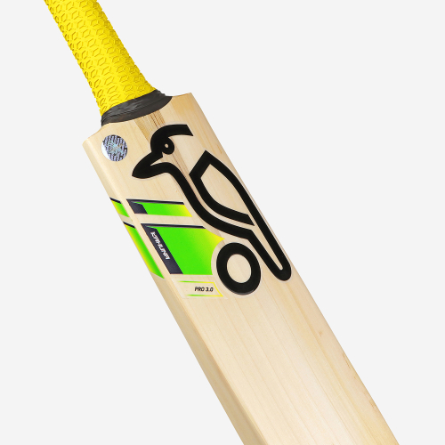 KAHUNA PRO 3.0 JUNIOR CRICKET BAT