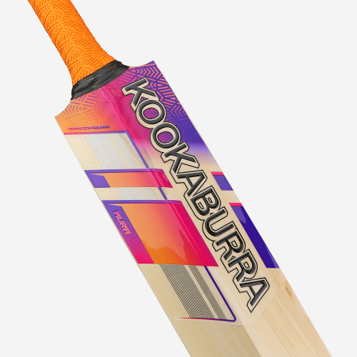 AURA PRO 2.0 JUNIOR CRICKET BAT