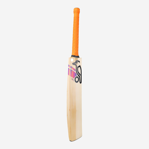 AURA PRO 2.0 JUNIOR CRICKET BAT