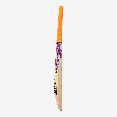 AURA PRO 2.0 JUNIOR CRICKET BAT