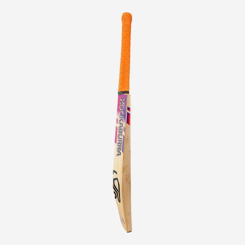 AURA PRO 7.0 JUNIOR CRICKET BAT