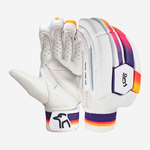 AURA PRO 4.0 BATTING GLOVES