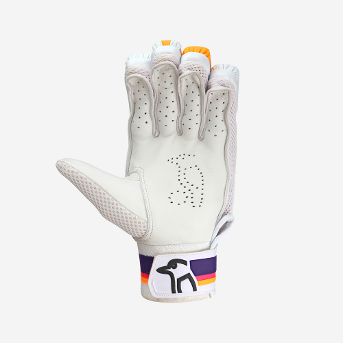 AURA PRO 4.0 BATTING GLOVES