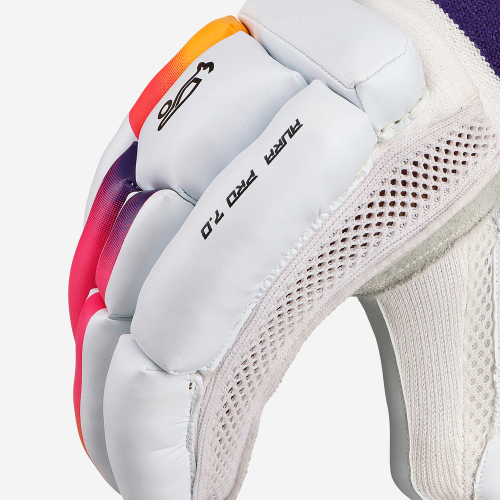 AURA PRO 7.0 BATTING GLOVES