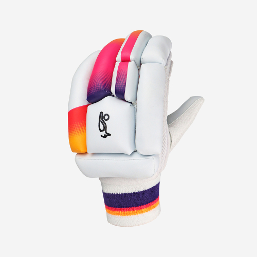 AURA PRO 7.0 BATTING GLOVES