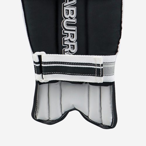 Pro 8.0 Lightweight Batting Pads