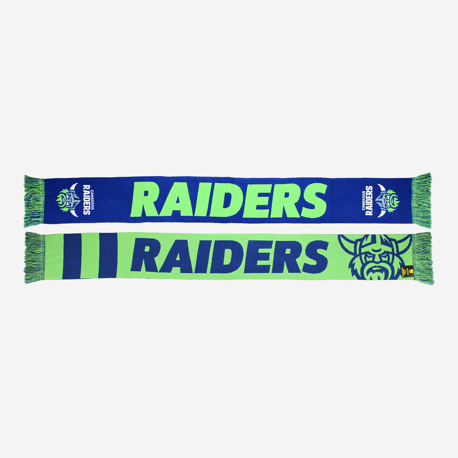 Raiders defender scarf