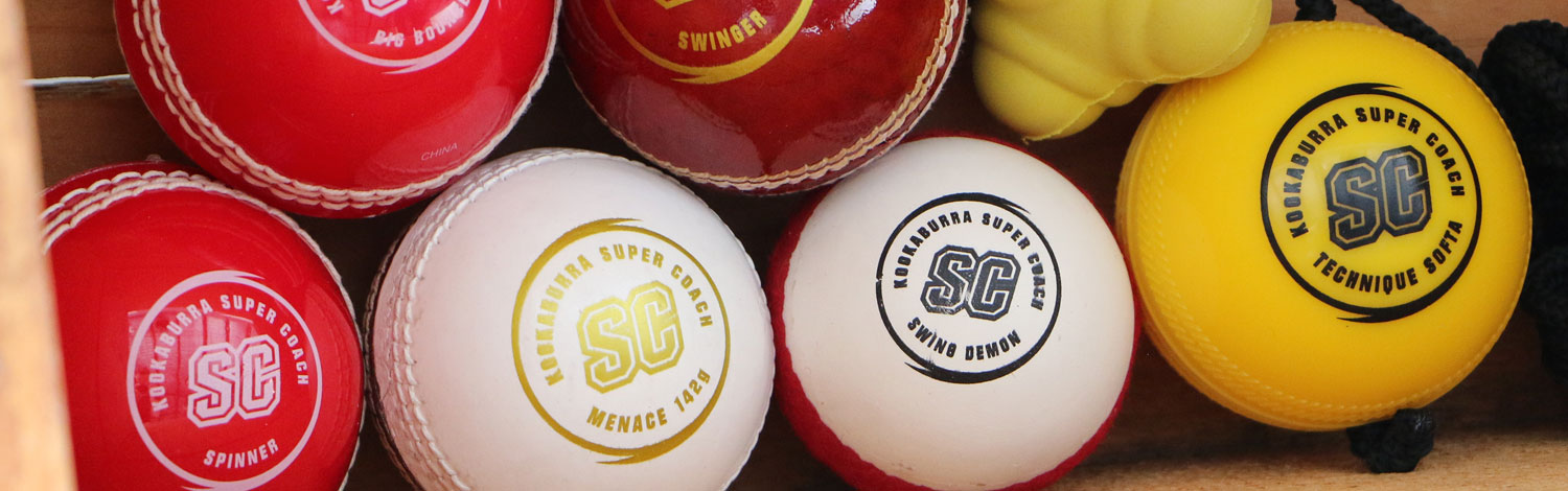 Kookaburra Supa Soft Junior Soft Cricket Ball 